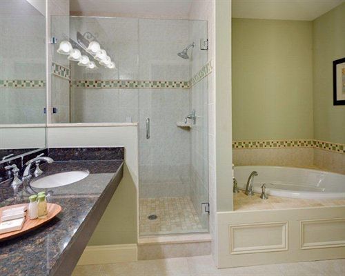 American Hotel Freehold Extérieur photo